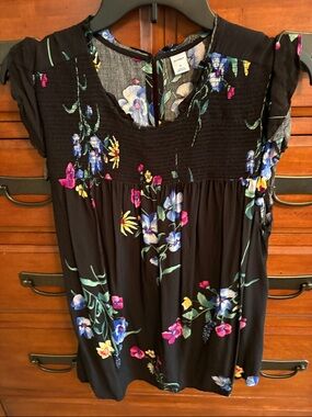 Old Navy Black Floral Smocked Cap-Sleeve Top